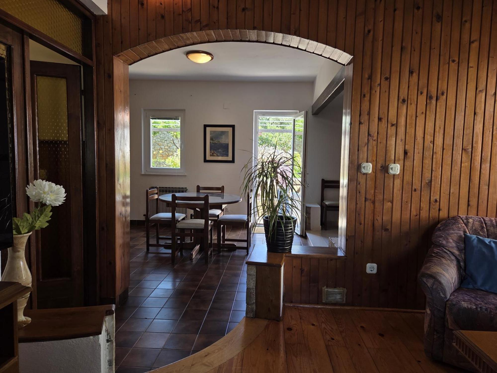 Apartments Jelena Supetar - Four Apartments - A Small House With A Private Yard - Two-Room Apartment With A Sea View - Studio Apartment - Two-Room Apartment With Garden View- Free Parking מראה חיצוני תמונה