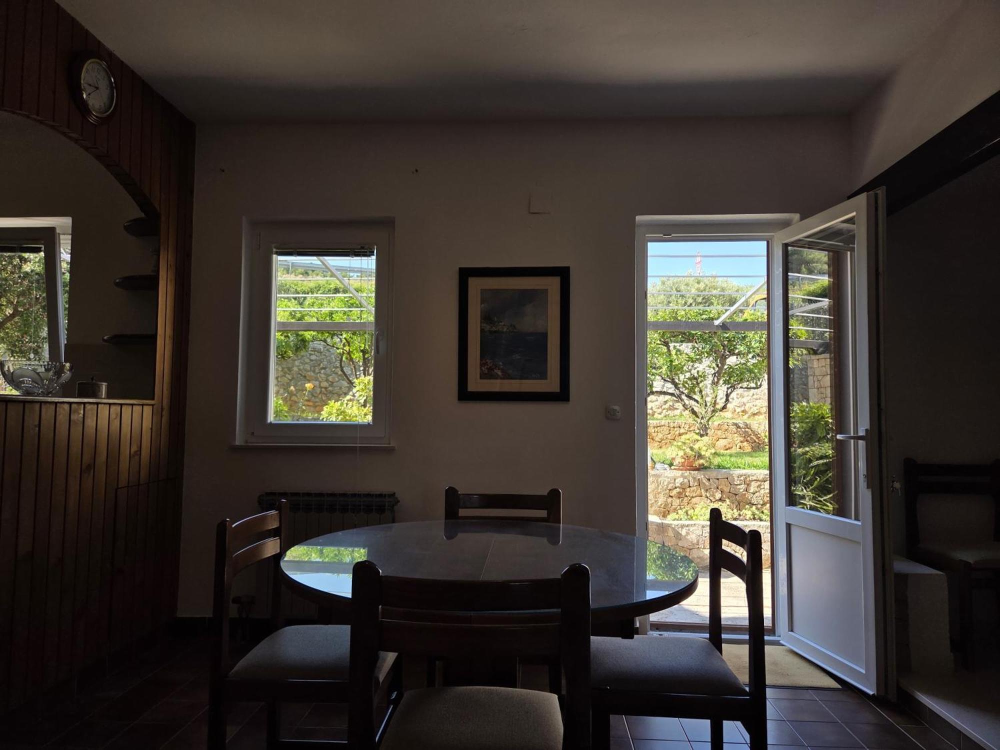 Apartments Jelena Supetar - Four Apartments - A Small House With A Private Yard - Two-Room Apartment With A Sea View - Studio Apartment - Two-Room Apartment With Garden View- Free Parking מראה חיצוני תמונה